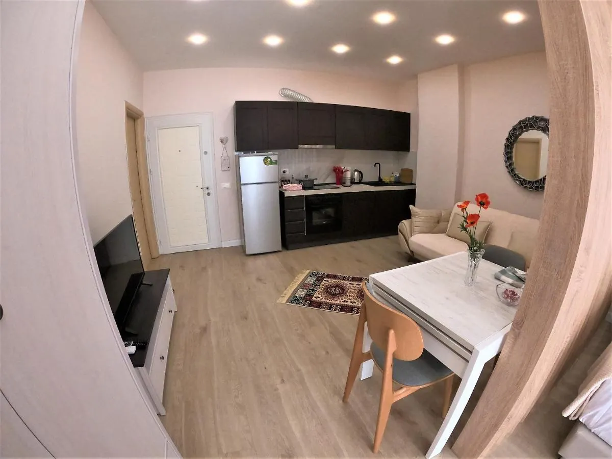 Eni'S Apartments ティラナ
